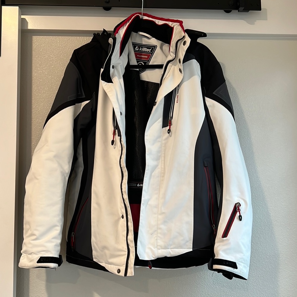Men’s Killtec Insulated Ski Jacket (medium)